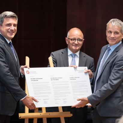 Autonomia e coinvolgimento: città e comuni lanciano un appello alla Confederazione