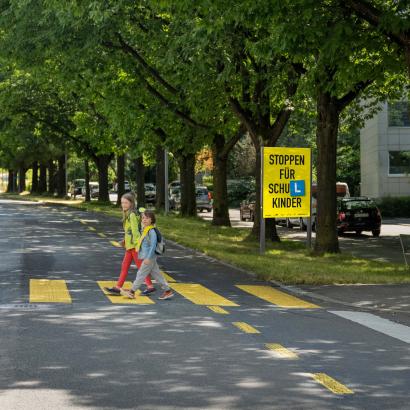Schulanfang: Stoppen für Schulkinder!